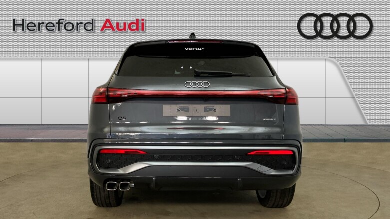 Audi Q5 2.0 TDI Quattro S Line 5dr S Tronic Diesel Estate